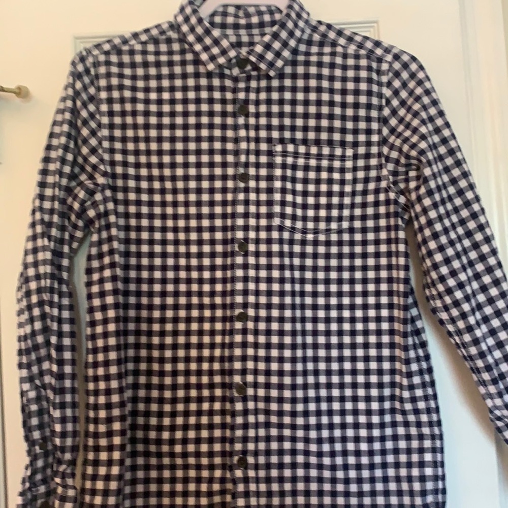 Button down collar shirt